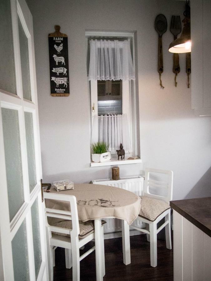 Feliz Apartman Дьюла Екстер'єр фото